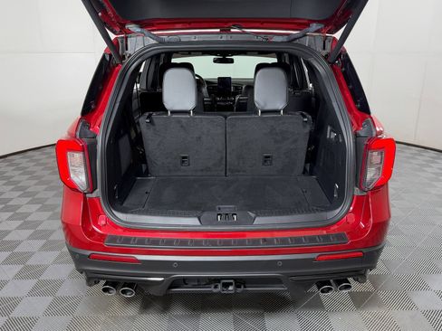 Used 2023 Ford Explorer ST w/ Equipment Group 401A image 8