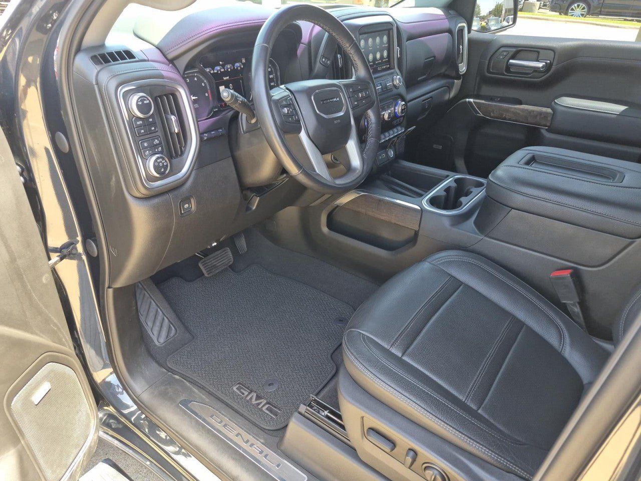 Certified 2022 GMC Sierra 1500 Denali w/ Denali Reserve Package AWD/4WD image 13