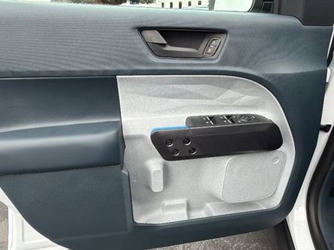 New 2025 Ford Maverick XLT image 19