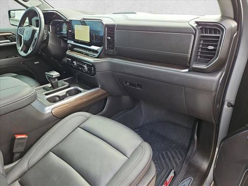 Used 2024 Chevrolet Silverado 1500 LT Trail Boss w/ Convenience Package II AWD/4WD image 21