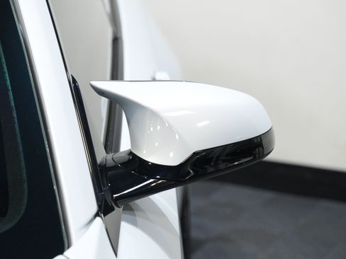 Used 2020 BMW M2 Competition w/ Executive Package RWD image 11