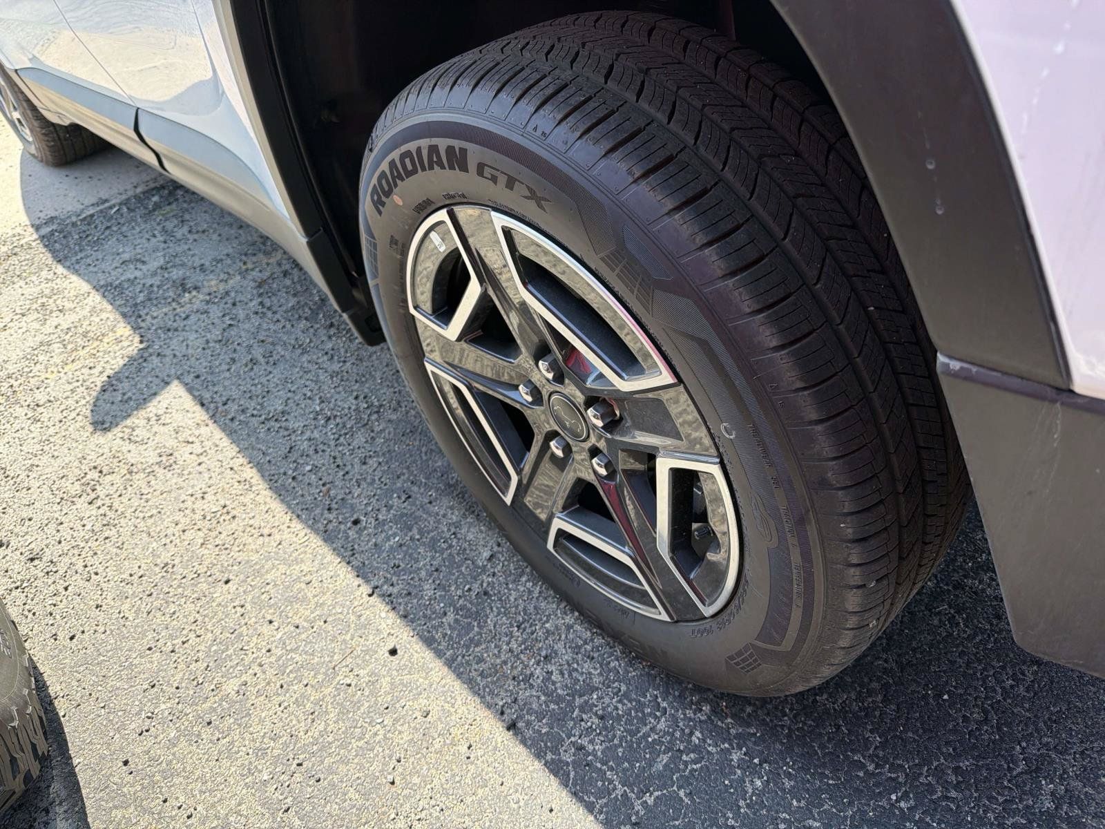 Certified 2026 Jeep Cherokee Laredo AWD/4WD image 4