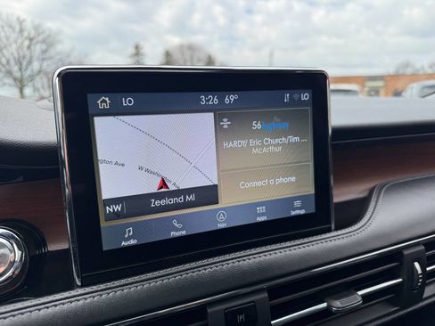 Used 2021 Lincoln Corsair Reserve w/ Equipment Group 201A image 13