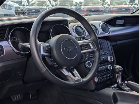 Used 2015 Ford Mustang GT image 17