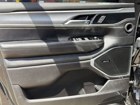New 2026 Jeep Grand Wagoneer Limited AWD/4WD image 14