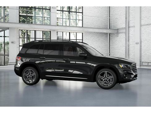 New 2026 Mercedes-Benz GLB 250 4MATIC image 14