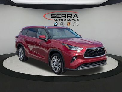 Used 2022 Toyota Highlander Platinum