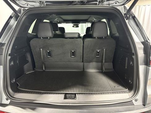 Certified 2024 GMC Acadia AT4 w/ Luxury Package image 12