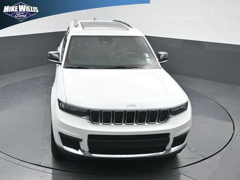 Used 2025 Jeep Grand Cherokee L Limited w/ Trailer Tow Package image 10