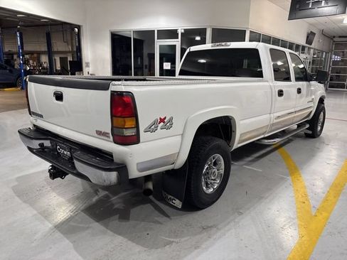 Used 2004 GMC Sierra 2500 SLT w/ Heavy-Duty Power Package AWD/4WD image 6
