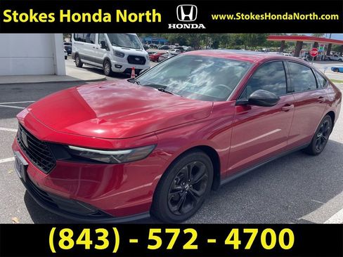 Used 2025 Honda Accord SE image 1
