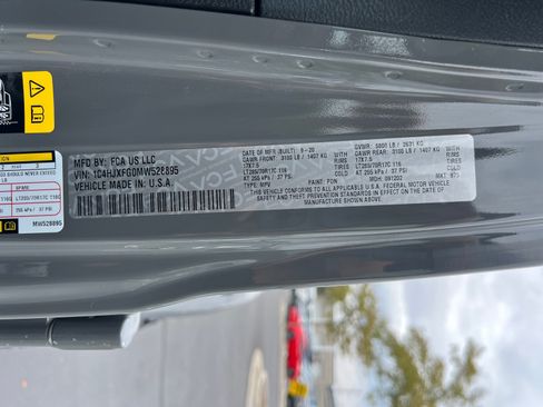 Used 2021 Jeep Wrangler Unlimited Rubicon AWD/4WD image 34