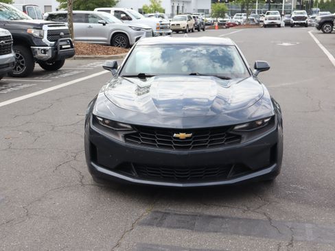 Used 2022 Chevrolet Camaro LT w/ Technology Package RWD image 15