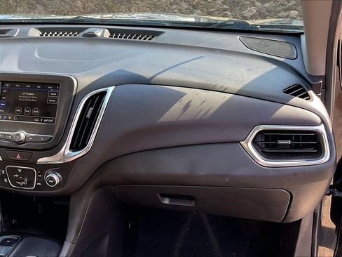 Used 2021 Chevrolet Equinox LT w/ LPO, Floor Liner Package image 15