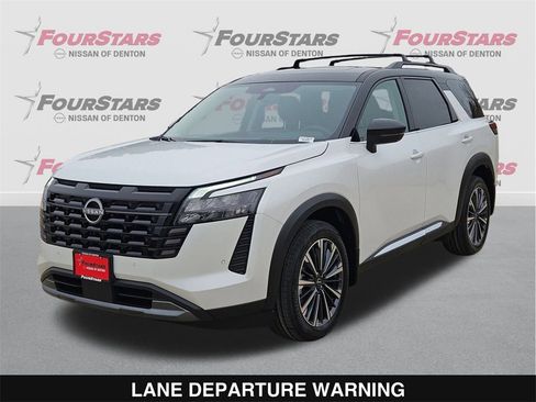 New 2026 Nissan Pathfinder Platinum image 9