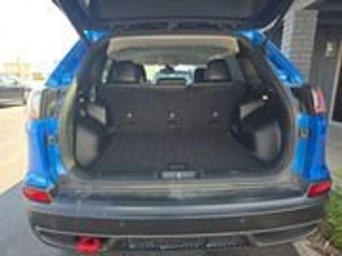 Used 2021 Jeep Cherokee Trailhawk w/ Comfort/Convenience Group image 5