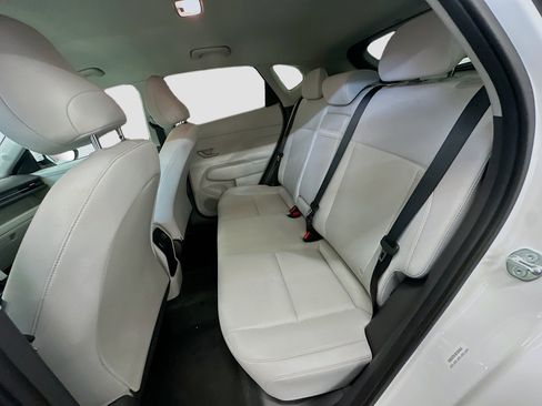 Used 2025 Hyundai Kona SEL image 28