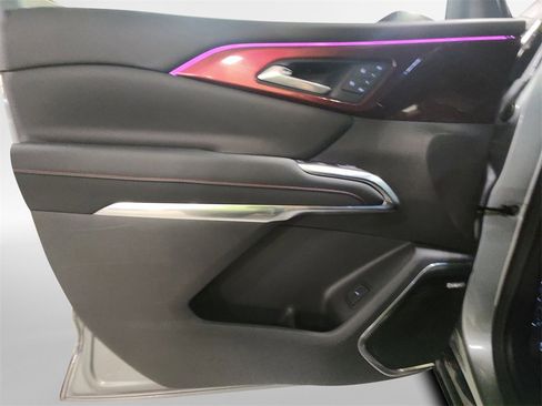 Certified 2024 Chevrolet Traverse RS w/ LPO, Floor Liner Package image 14