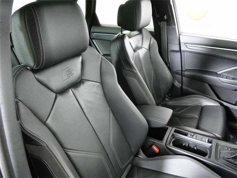 Used 2023 Audi Q3 2.0T Premium Plus w/ Premium Plus Package image 12