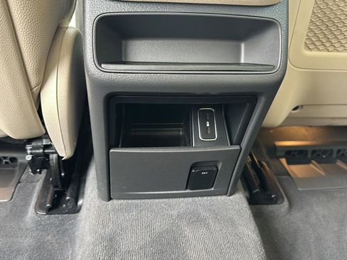 Used 2020 Mercedes-Benz GLE 350 4MATIC w/ 3rd Row Seat Package image 30