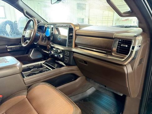 Used 2023 Ford F350 King Ranch w/ FX4 Off-Road Package image 12