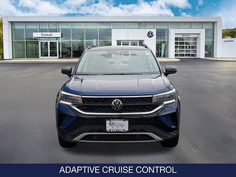 Used 2024 Volkswagen Taos S image 2