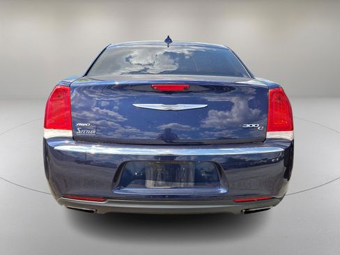 Used 2017 Chrysler 300 C AWD/4WD image 7