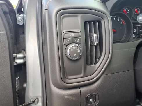 New 2026 Chevrolet Silverado 1500 Custom RWD image 15