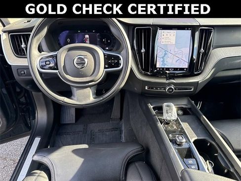 Used 2022 Volvo XC60 B6 Inscription w/ Advanced Package image 18