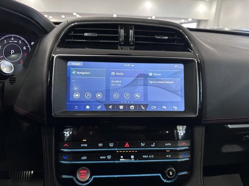 Used 2019 Jaguar F-PACE S image 16