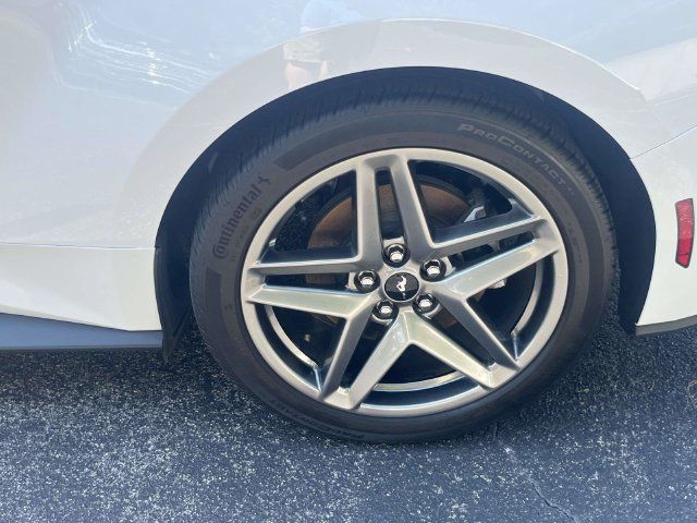 Certified 2025 Ford Mustang Coupe RWD image 12