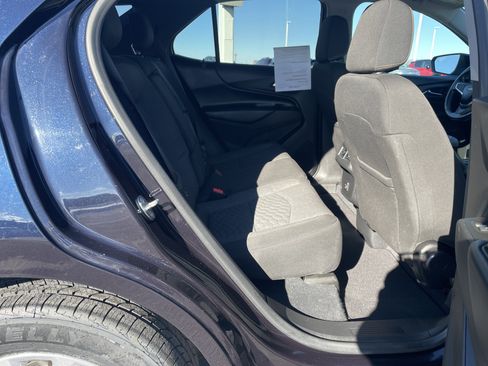 Used 2020 Chevrolet Equinox LT image 23