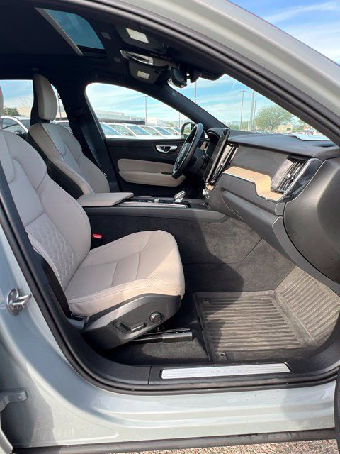Used 2026 Volvo XC60 B5 Plus AWD/4WD image 35