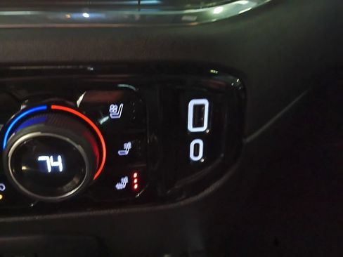 Used 2025 Chevrolet Silverado 3500 High Country w/ High Country Premium Package AWD/4WD image 34