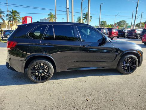 Used 2018 BMW X5 M image 8