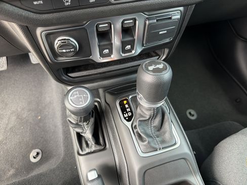 New 2026 Jeep Wrangler Sport S AWD/4WD image 32