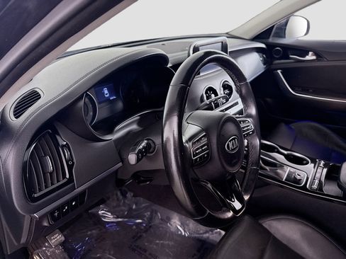 Used 2019 Kia Stinger image 23