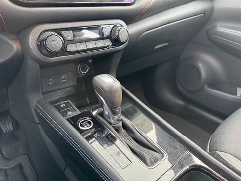 Certified 2023 Nissan Kicks SR w/ SR Premium Package image 20