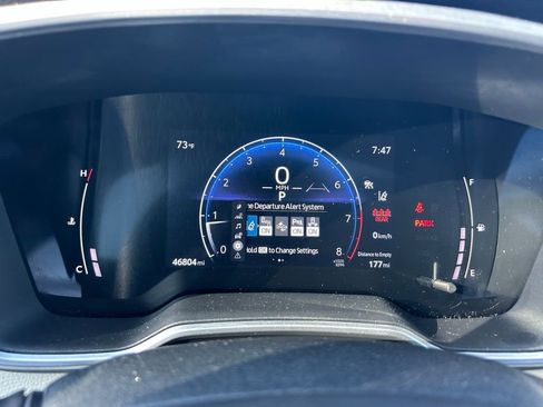 Used 2023 Toyota Corolla Cross XLE w/ Convenience Package image 23