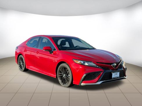 Used 2023 Toyota Camry XSE image 1