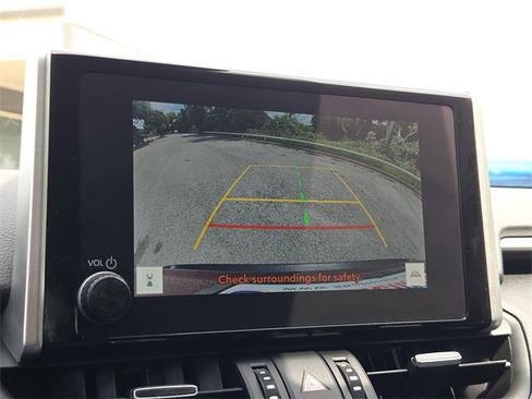 Used 2023 Toyota RAV4 XLE Premium image 20