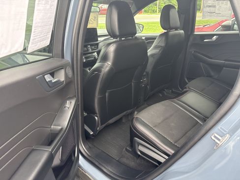 Used 2024 Ford Escape ST-Line Select w/ Tech Pack #2 AWD/4WD image 10
