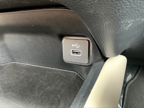 Used 2025 Honda HR-V LX image 16