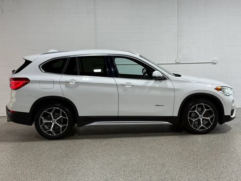 Used 2016 BMW X1 xDrive28i AWD/4WD image 5