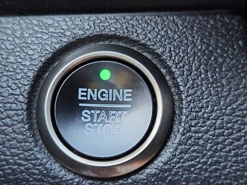 Used 2020 Ford F150 Raptor w/ Equipment Group 802A Luxury image 20