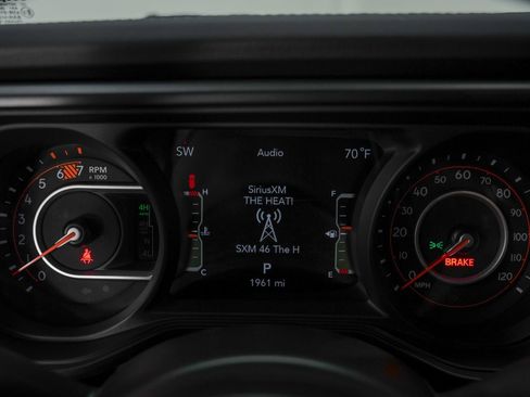 Used 2025 Jeep Wrangler Unlimited Rubicon 392 AWD/4WD image 60