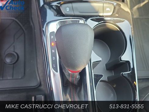 Used 2026 Chevrolet Trax RS FWD image 19