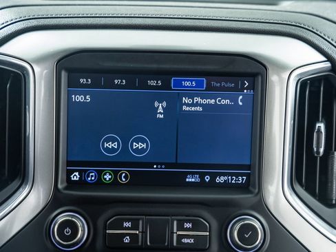 Used 2021 Chevrolet Silverado 1500 LT Trail Boss w/ LPO, Dark Essentials Package image 23