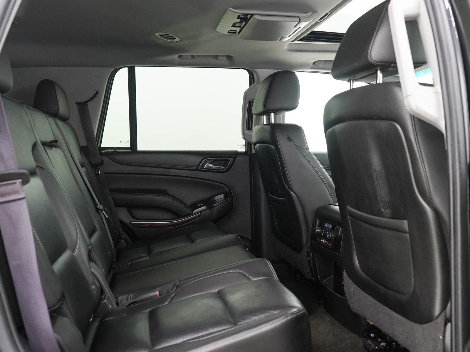 Used 2016 GMC Yukon SLT w/ Open Road Package AWD/4WD image 14