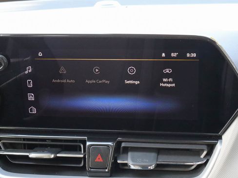 Used 2025 Chevrolet TrailBlazer LT FWD image 21